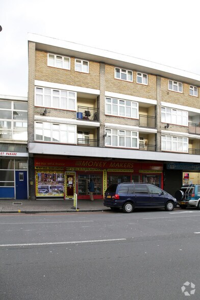 770 High Road Leyton, Londres à louer - Photo principale - Image 1 de 3