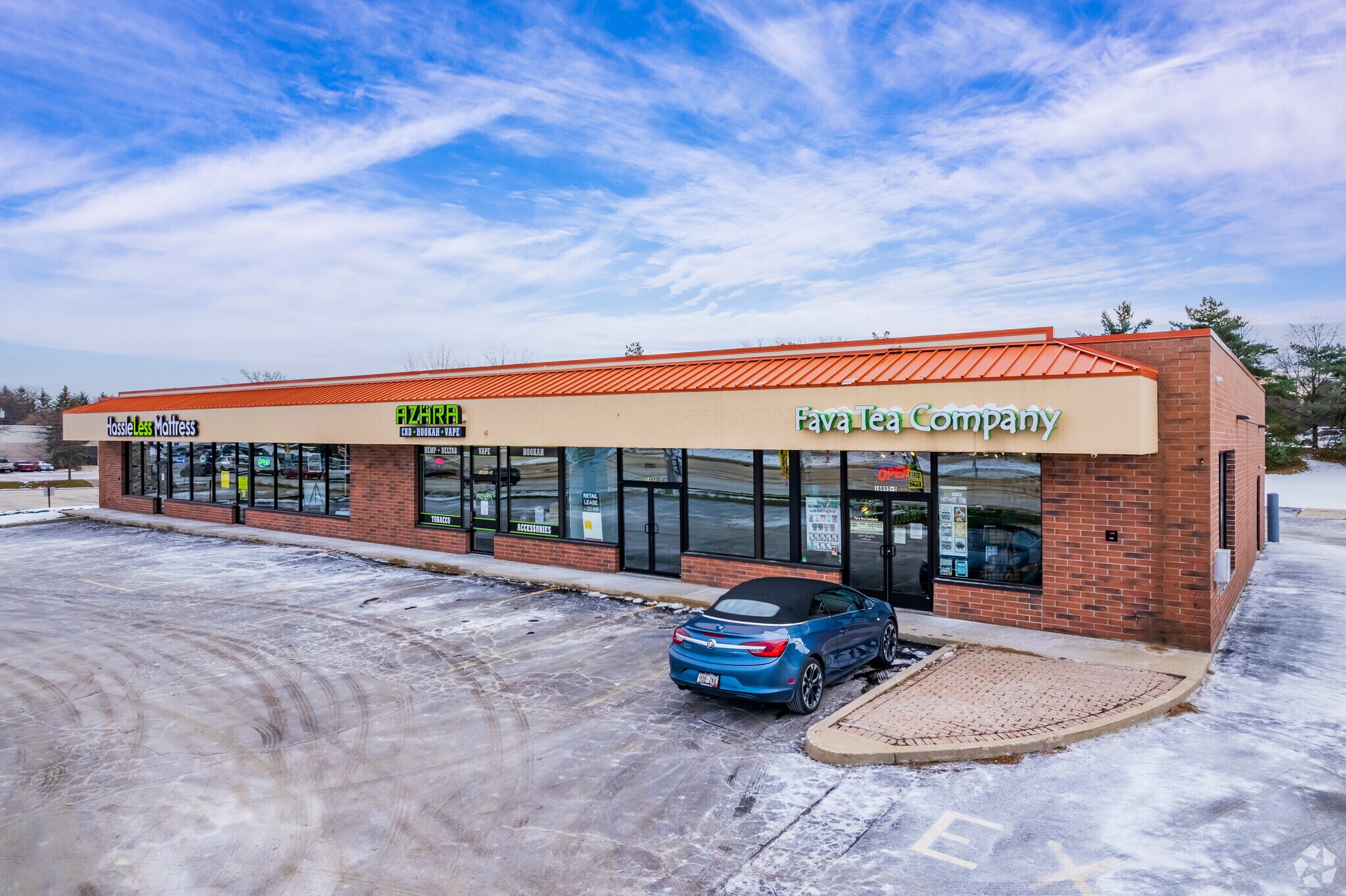 18895 W Bluemound Rd, Brookfield, WI à louer Photo principale- Image 1 de 6