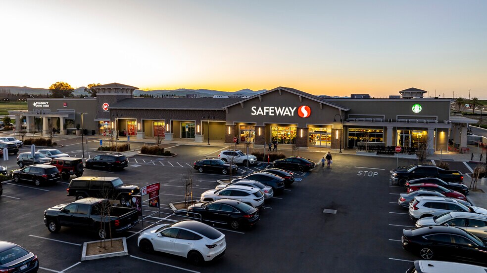 19555 Mountain House Pky, Mountain House, CA à vendre - Photo du bâtiment - Image 3 de 7