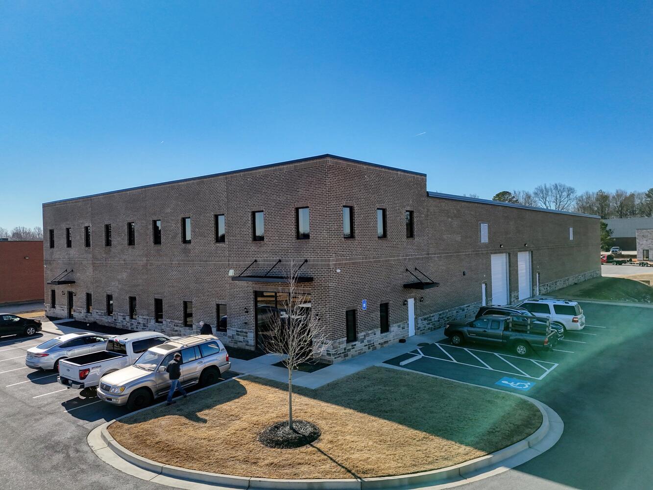 3663 Southland Dr, Flowery Branch, GA à vendre Photo principale- Image 1 de 53