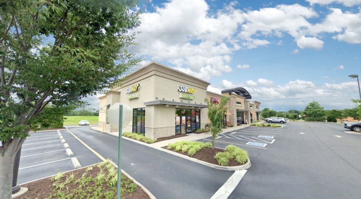11670 Lakeridge Pky, Ashland, VA for lease Building Photo- Image 1 of 3