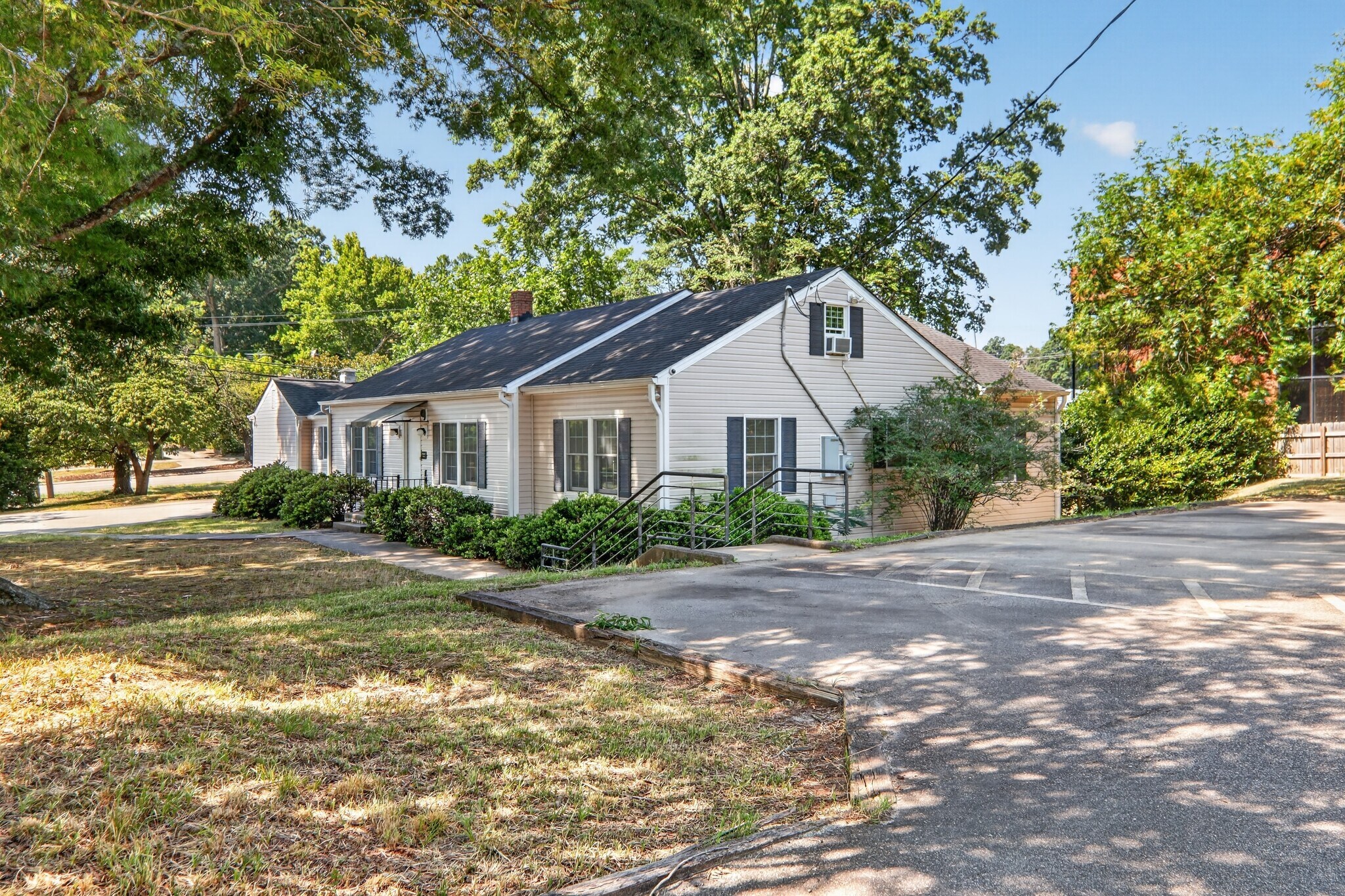 5100 Western Blvd, Raleigh, NC à louer Photo du bâtiment- Image 1 de 15