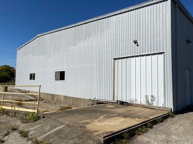 6070 Revere Rd, Clinton, IL à vendre - Photo du bâtiment - Image 2 de 18