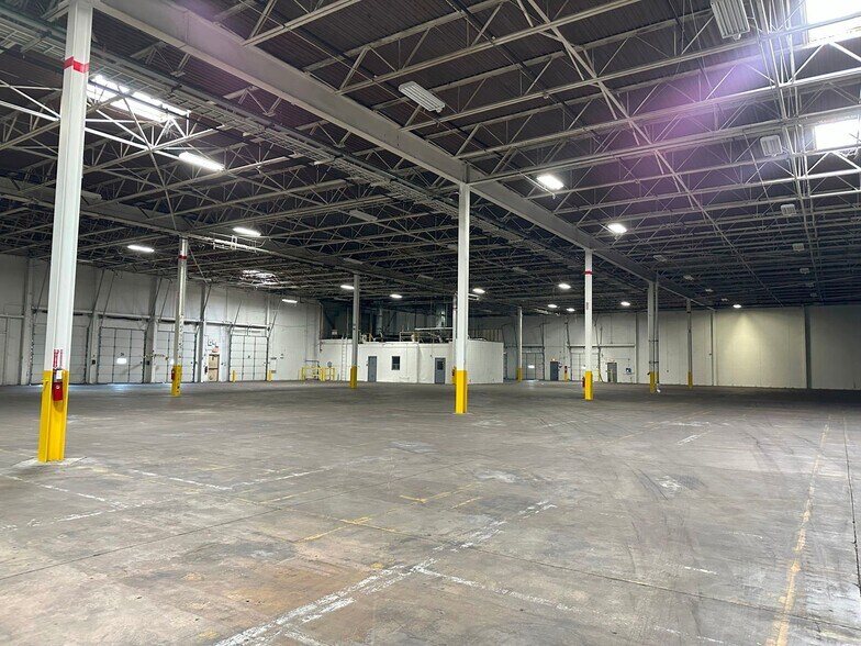 21800 S Cicero Ave, Matteson, IL à louer - Photo intérieure - Image 3 de 4