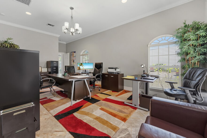 3193 SE Dixie Hwy, Stuart, FL for sale - Building Photo - Image 3 of 57