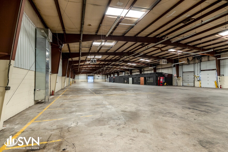 136 Armory St, London, KY for lease - Building Photo - Image 2 of 16