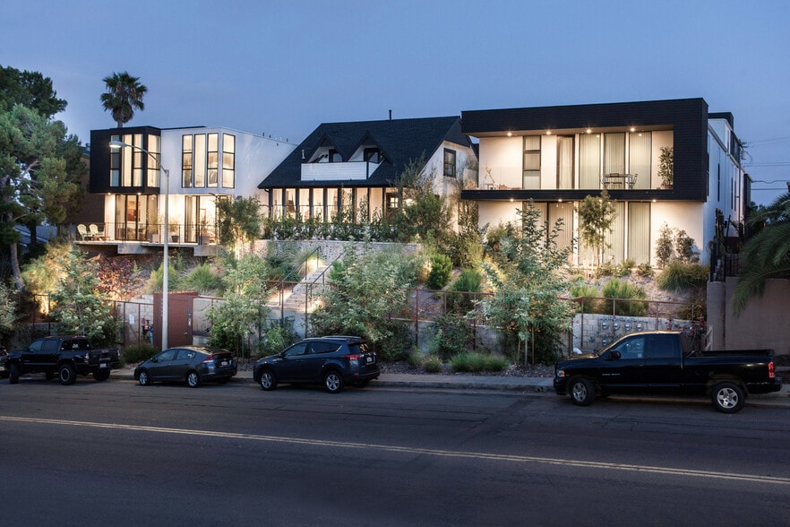 3045-3057 Broadway, San Diego, CA à vendre - Photo du bâtiment - Image 1 de 14