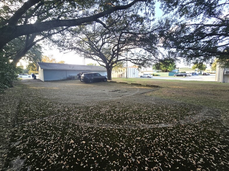 437-443 Gaston Foster Rd, Orlando, FL à vendre - Photo du bâtiment - Image 3 de 15