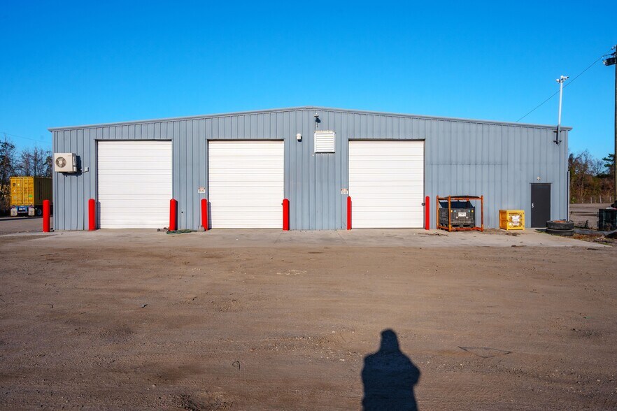 4937 Dorchester Rd, Charleston, SC à louer - Photo du bâtiment - Image 3 de 4