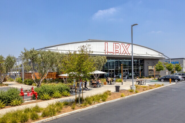 Plus de détails pour 4150 McGowen St, Long Beach, CA - Commerce de détail à louer