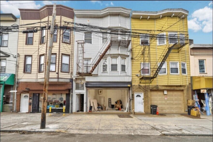 1640 Bath Ave, Brooklyn, NY à vendre - Photo du bâtiment - Image 2 de 5