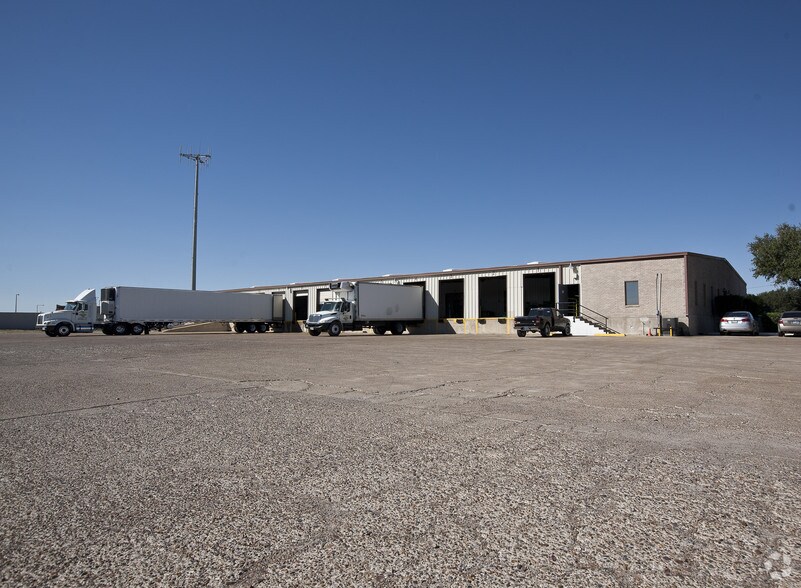 2700 W Canton Rd, Edinburg, TX à louer - Photo principale - Image 1 de 37