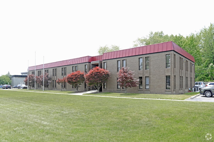 24001 Southfield Rd, Southfield, MI for lease - Building Photo - Image 3 of 6