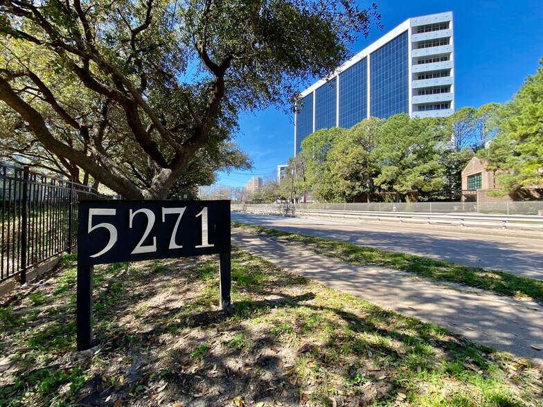5271 Memorial Dr, Houston, TX à vendre - Photo du bâtiment - Image 3 de 4