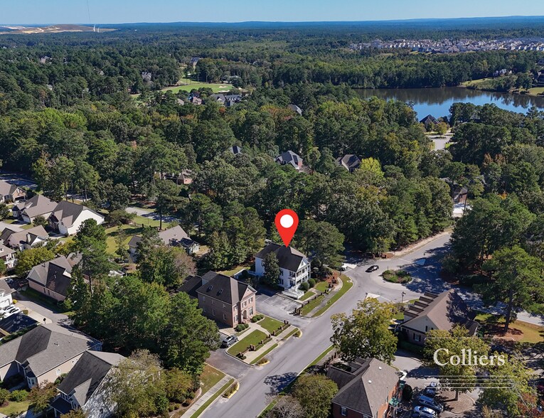 1713 Woodcreek Farms Rd, Elgin, SC à louer - Photo du bâtiment - Image 2 de 4