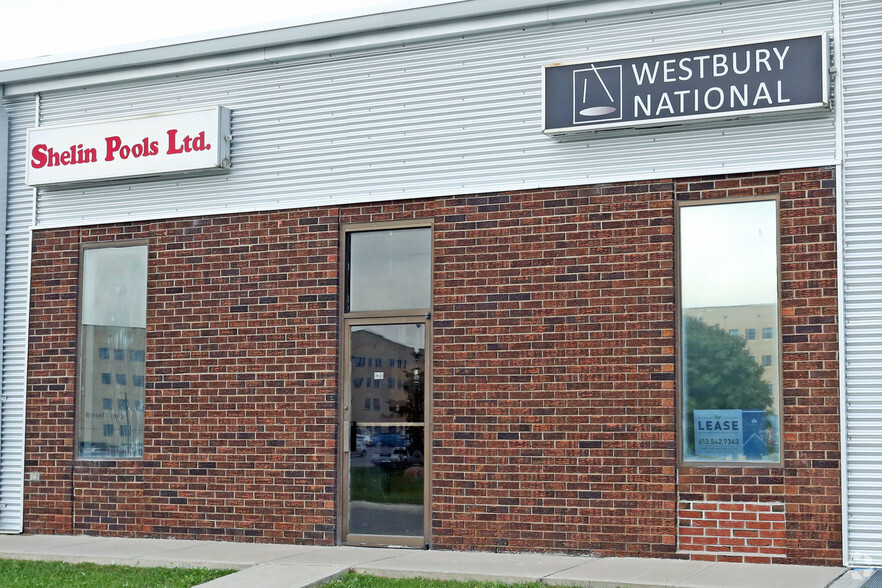 1407 John Counter Blvd, Kingston, ON for lease - Building Photo - Image 2 of 4