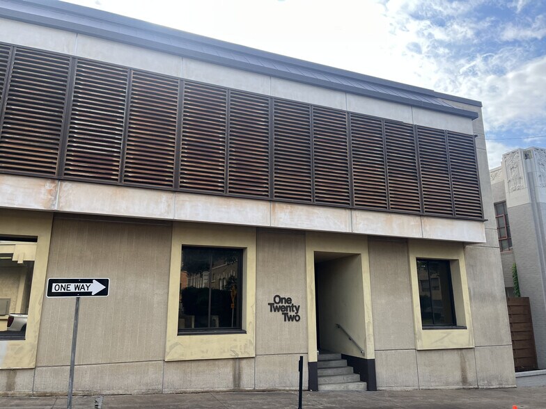 120-122 S College Ave, Tyler, TX for lease - Primary Photo - Image 2 of 18