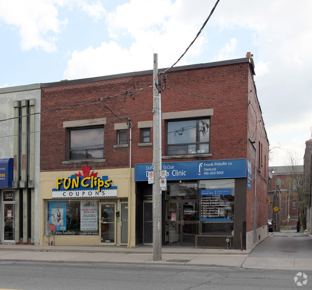 1689-1691 Dufferin St, Toronto, ON à louer - Photo principale - Image 1 de 2