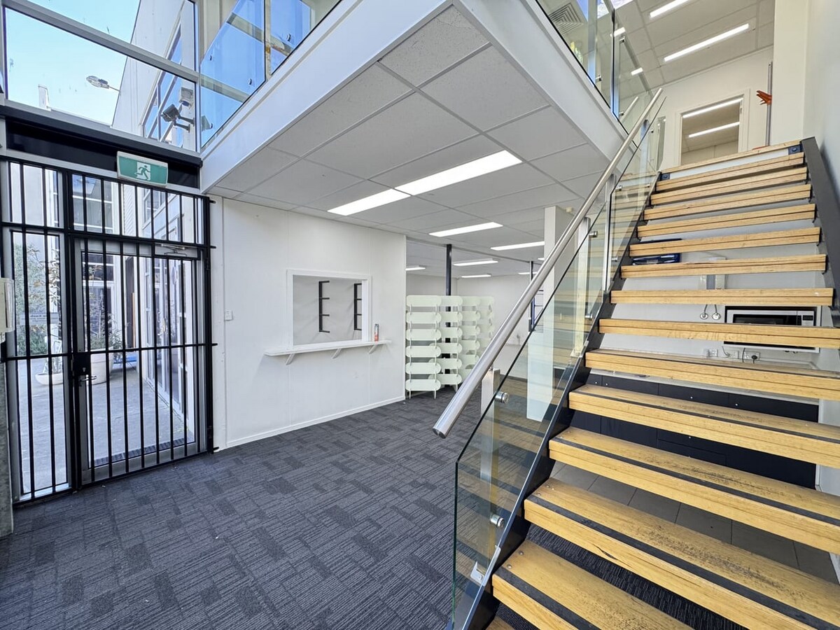 9 Woolboard Rd, Port Melbourne, VIC 3207 - Unit 6 - - Interior Photo - Image 1 of 4