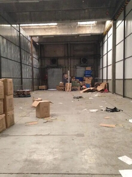 Industrial in Gonesse for lease - Interior Photo - Image 1 of 6
