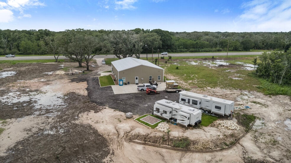 25033-288B Angleton, TX 77515, Angleton, TX for sale - Building Photo - Image 2 of 38