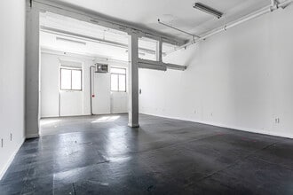 51-69 9th St, Brooklyn, NY for lease Interior Photo- Image 2 of 5