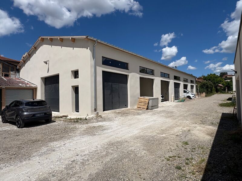 Flex in Saint-Priest for sale Building Photo- Image 1 of 10