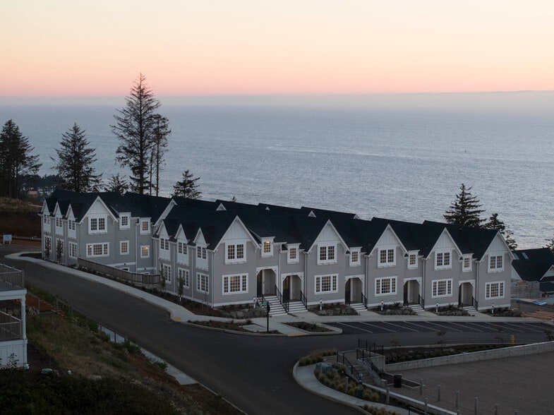 1152 Seascape ave, Depoe Bay, OR à vendre - Photo du bâtiment - Image 2 de 44