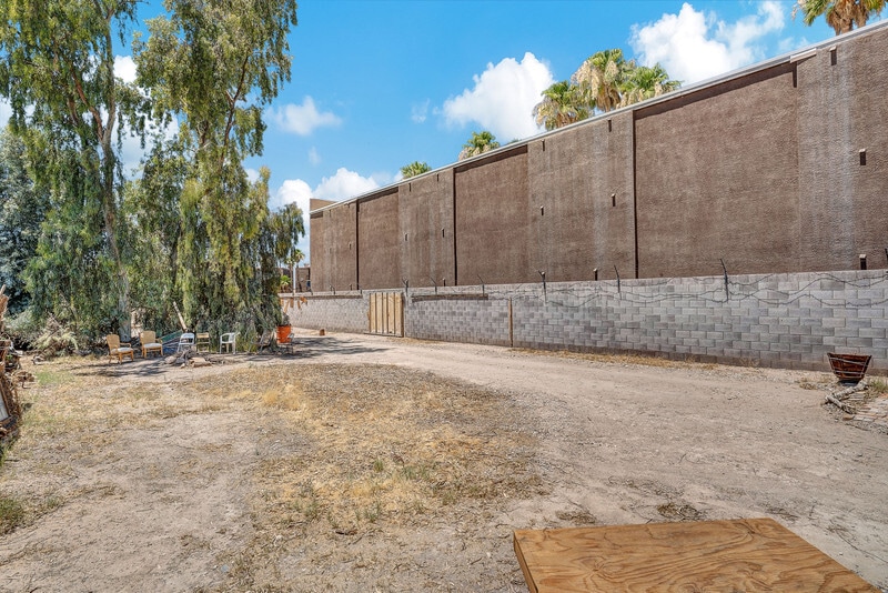 5690 Boulder Hwy, Las Vegas, NV for sale - Building Photo - Image 3 of 9