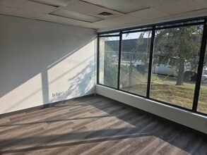 4608-4612 101 St NW, Edmonton, AB for lease Interior Photo- Image 1 of 4