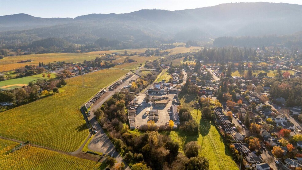 800 Crane Ave, Saint Helena, CA à vendre - Photo du bâtiment - Image 3 de 7
