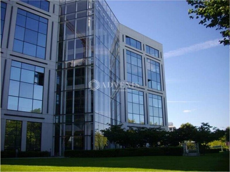 Bureau dans Rungis à louer - Photo du bâtiment - Image 2 de 5