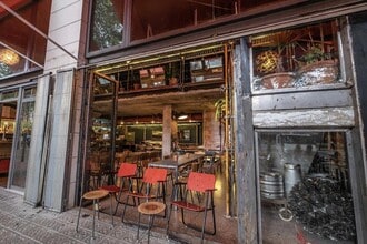 Commerce de détail dans Barcelone, Barcelona à louer Photo intérieure- Image 2 de 13