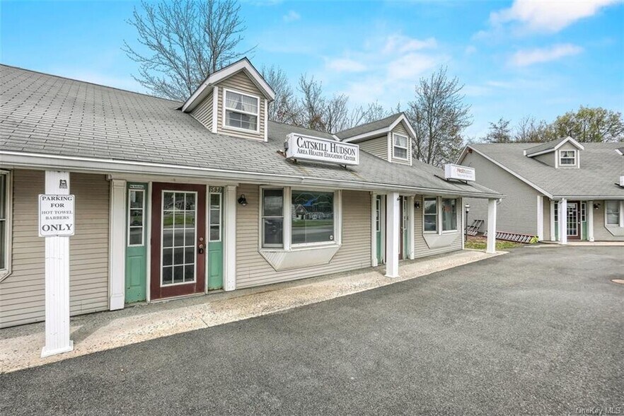 600 State Route 299, Highland, NY à louer - Photo du bâtiment - Image 3 de 11