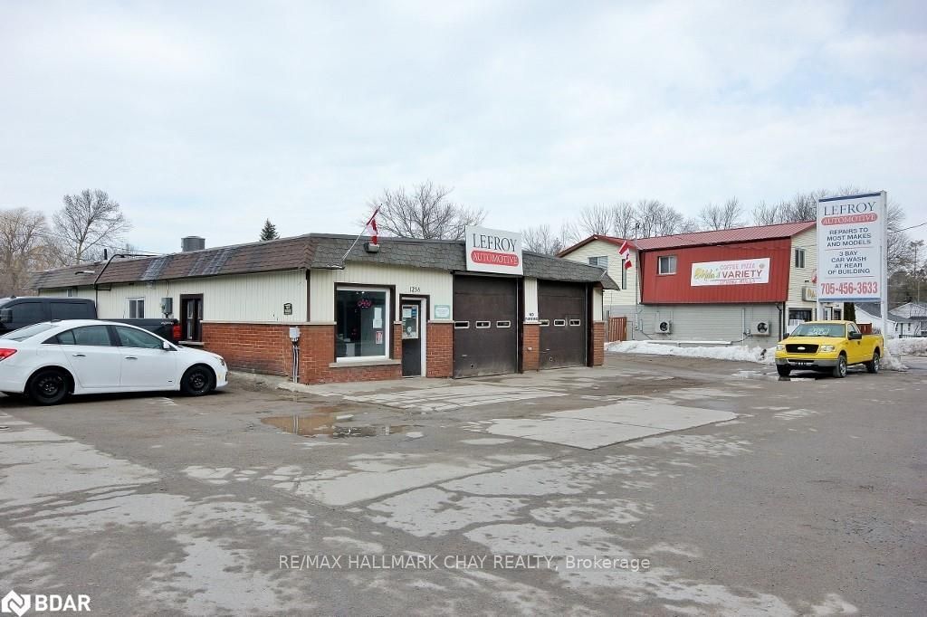 1258 Killarney Beach Rd, Lefroy, ON for sale Primary Photo- Image 1 of 11