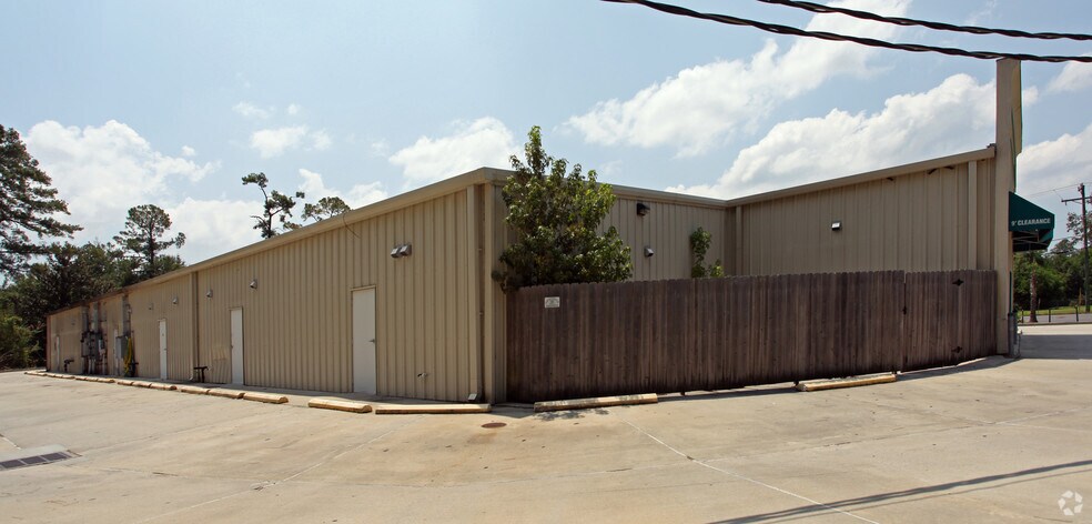 2060 W Gause Blvd, Slidell, LA à louer - Photo du bâtiment - Image 2 de 13