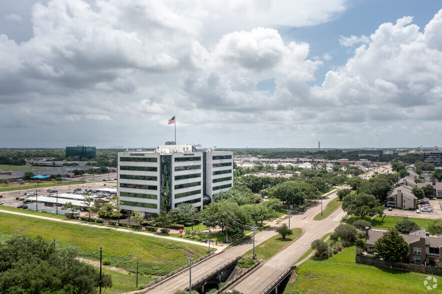 16055 Space Center Blvd, Houston, TX for lease - Aerial - Image 3 of 9