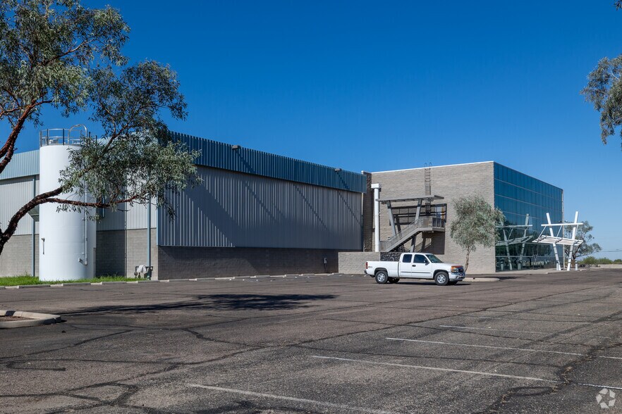 6350 E Littletown Rd, Tucson, AZ à louer - Photo du bâtiment - Image 2 de 4