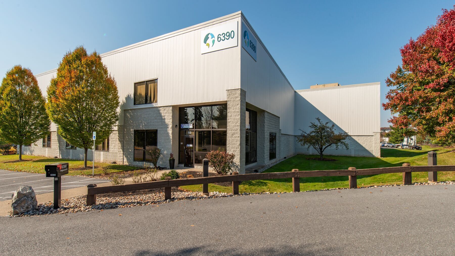 6390 Hedgewood Dr, Allentown, PA for lease Primary Photo- Image 1 of 5