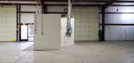 2735 SW High Desert Dr, Prineville, OR for lease Interior Photo- Image 2 of 5