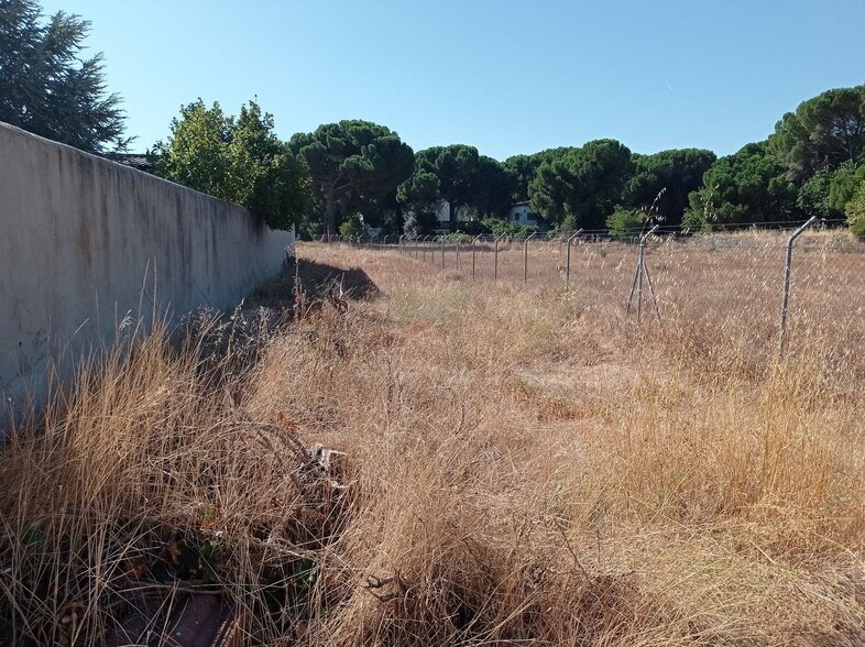 Calle de la Cañada la Nava del Pinar, 10A, Laguna de Duero, Valladolid for sale - Primary Photo - Image 2 of 16