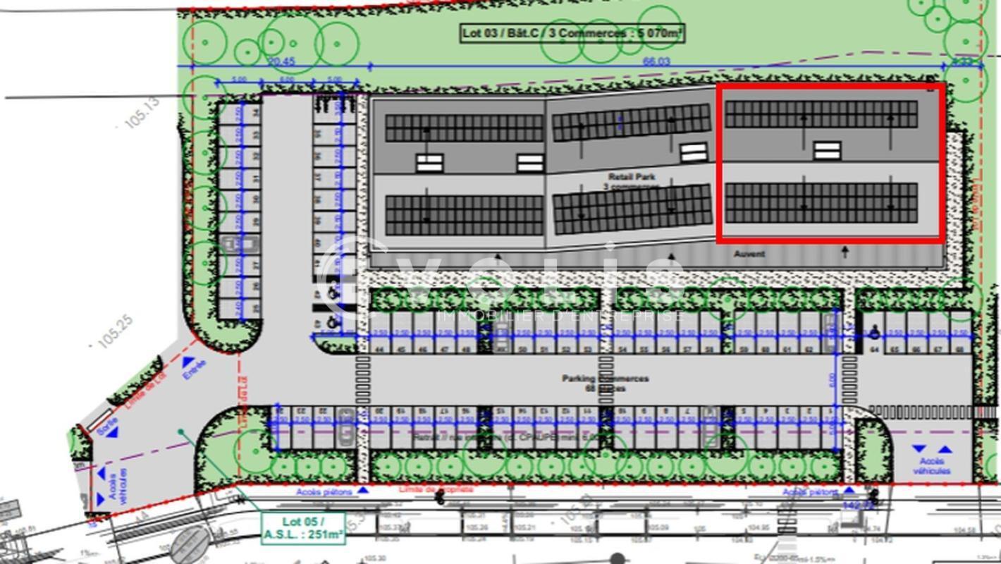 Retail in Fontenay-Trésigny for lease Building Photo- Image 1 of 5