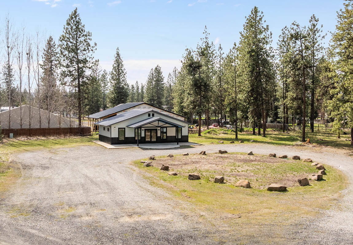 6063B Hwy 291, Nine Mile Falls, WA for lease Primary Photo- Image 1 of 5