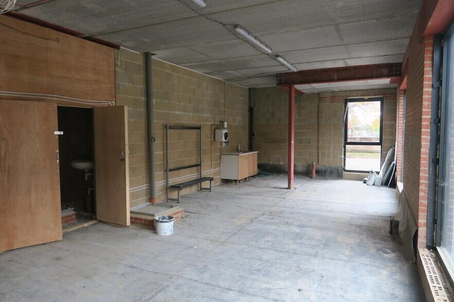 40 Station Approach, Ruislip à vendre - Photo du bâtiment - Image 2 de 2