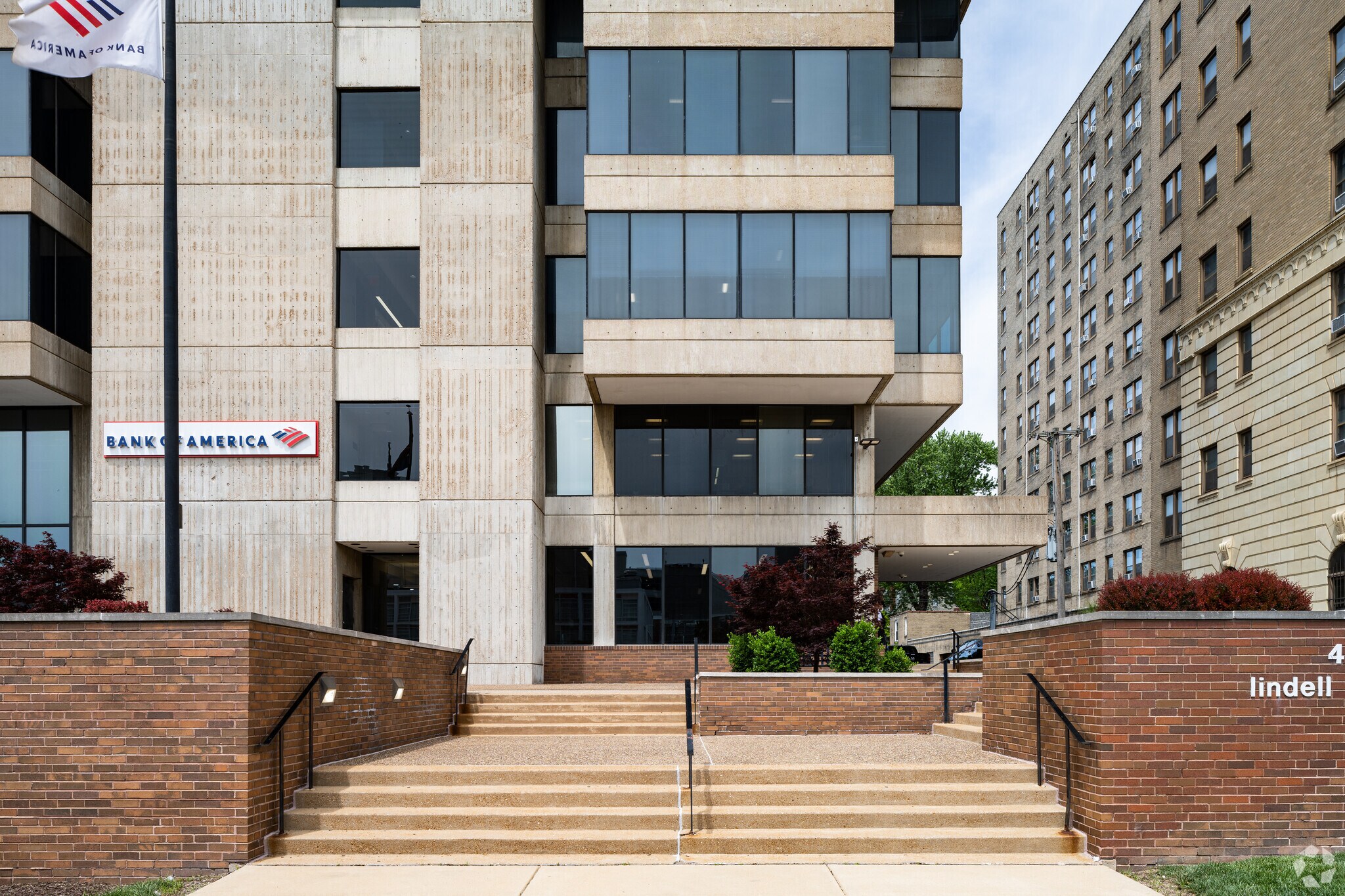 4625 Lindell Blvd, Saint Louis, MO for lease Building Photo- Image 1 of 10