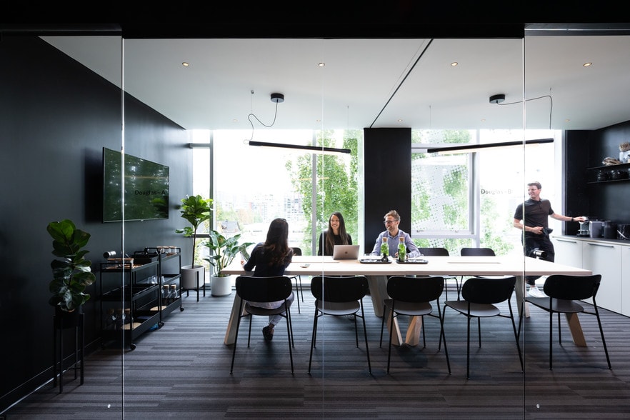 22 E 5th Ave, Vancouver, BC for lease - Interior Photo - Image 3 of 16