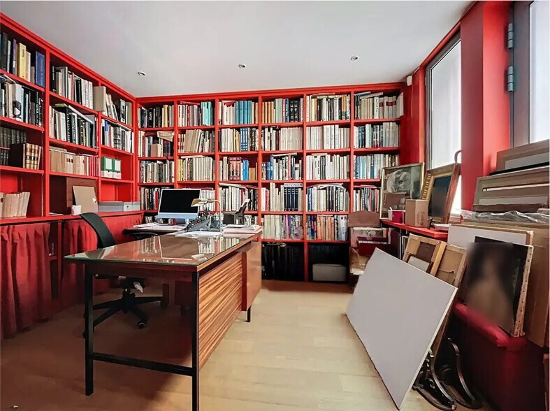 8 Rue Drouot, Paris à vendre - Photo du bâtiment - Image 2 de 10
