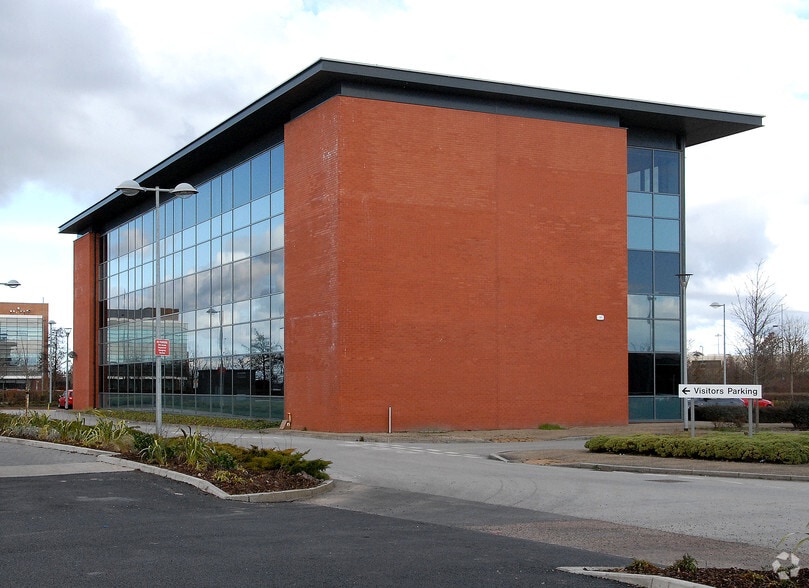 Estuary Banks, Liverpool for lease - Building Photo - Image 3 of 4