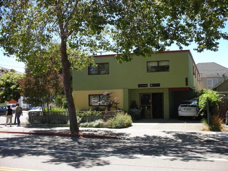 2198 6th St, Berkeley, CA à louer - Photo du bâtiment - Image 2 de 14