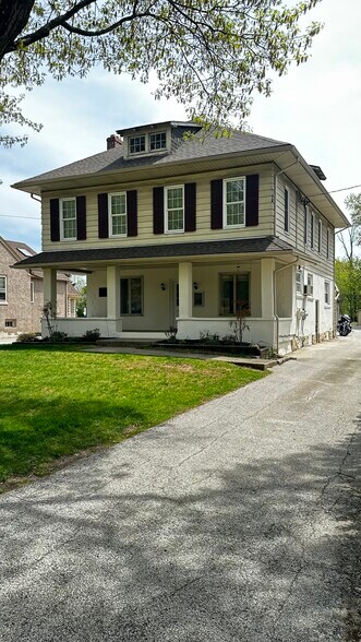 78 S Trooper Rd, Norristown, PA à vendre - Photo du bâtiment - Image 3 de 6